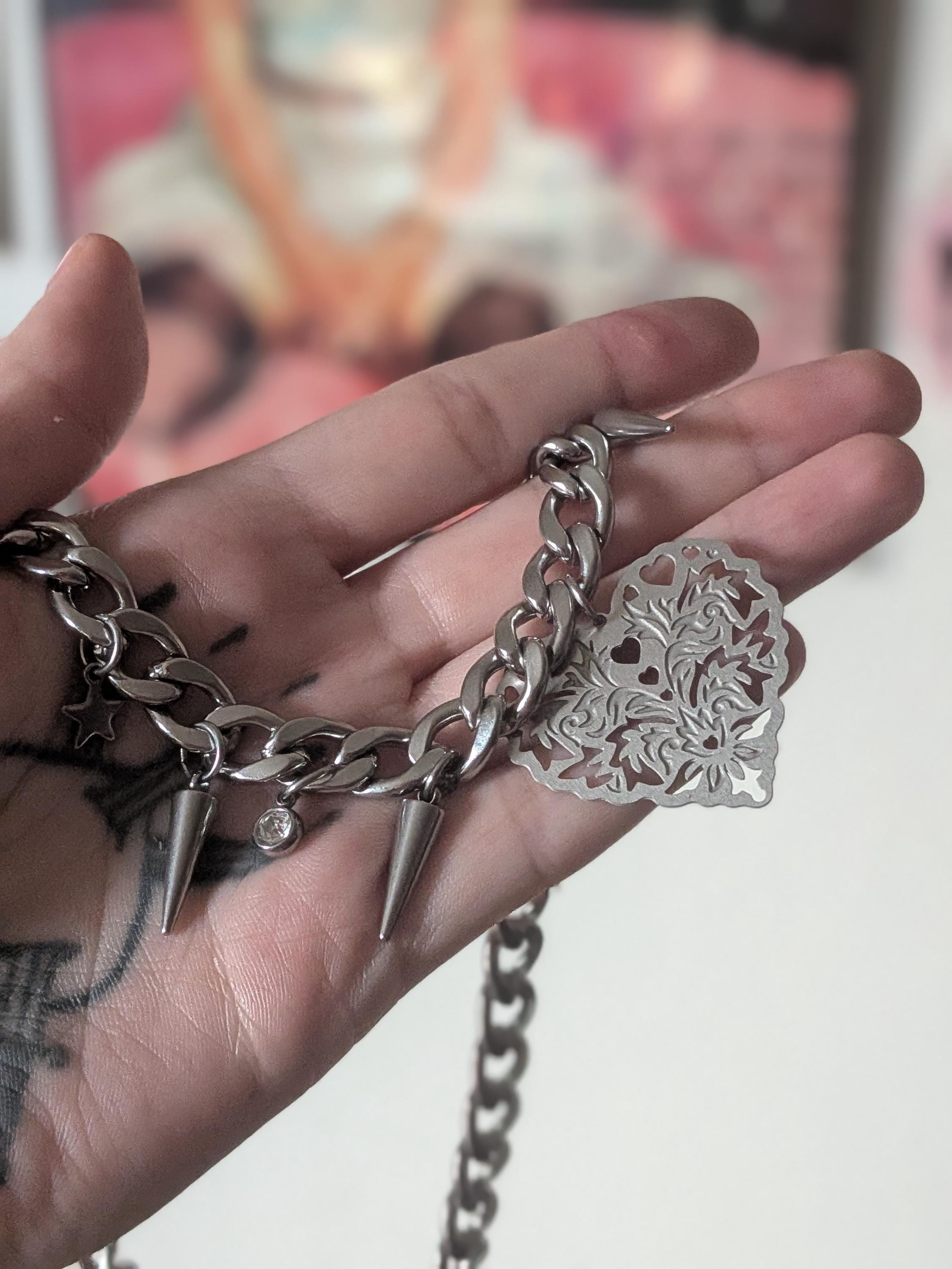 Gothic Heart Choker