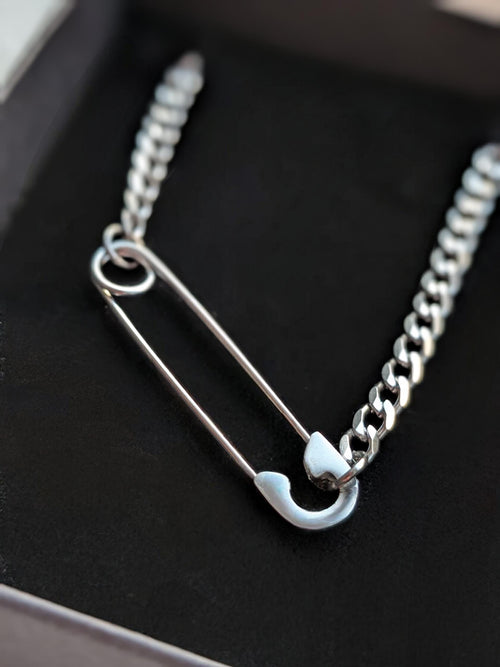 Dainty Safety Pin Necklace
