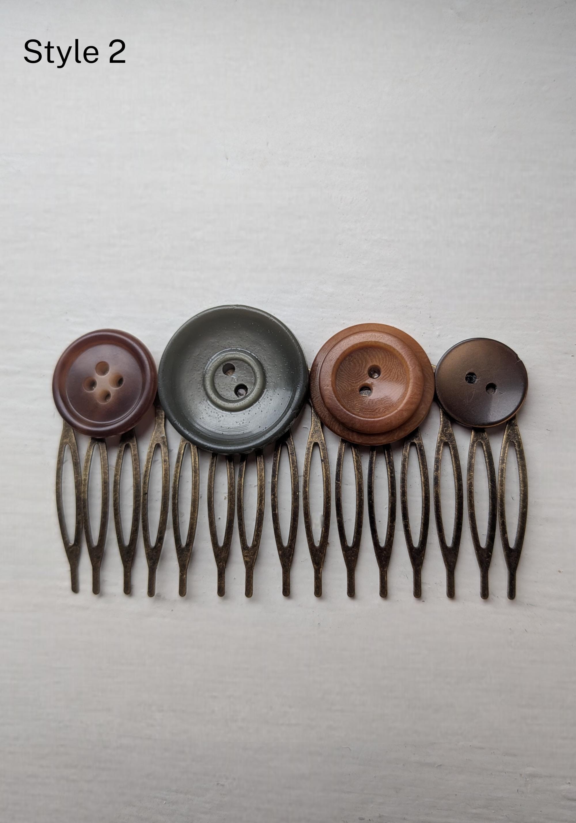 Vintage Button Hair Comb