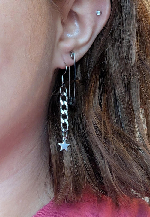 Chain & Star Earrings