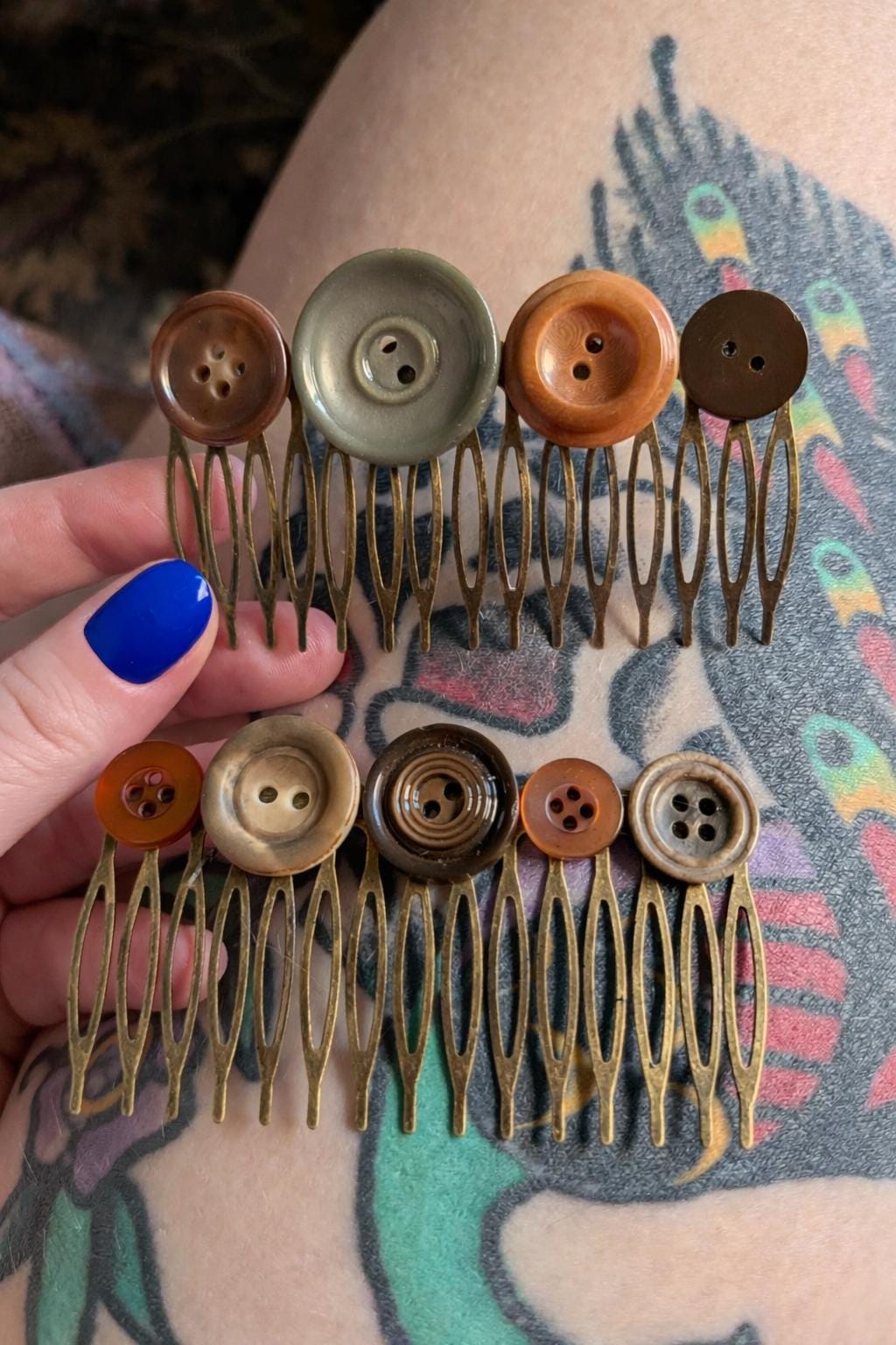 Vintage Button Hair Comb