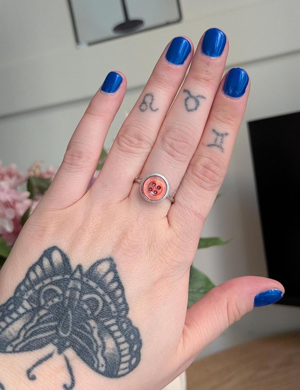 Button Ring