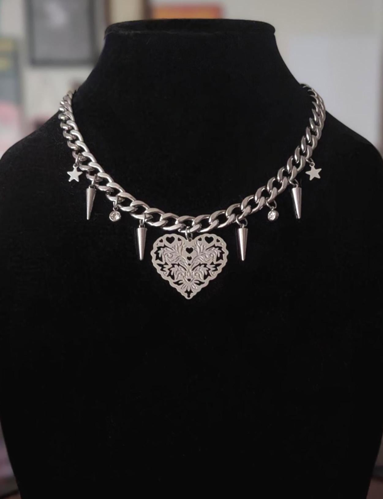 Gothic Heart Choker