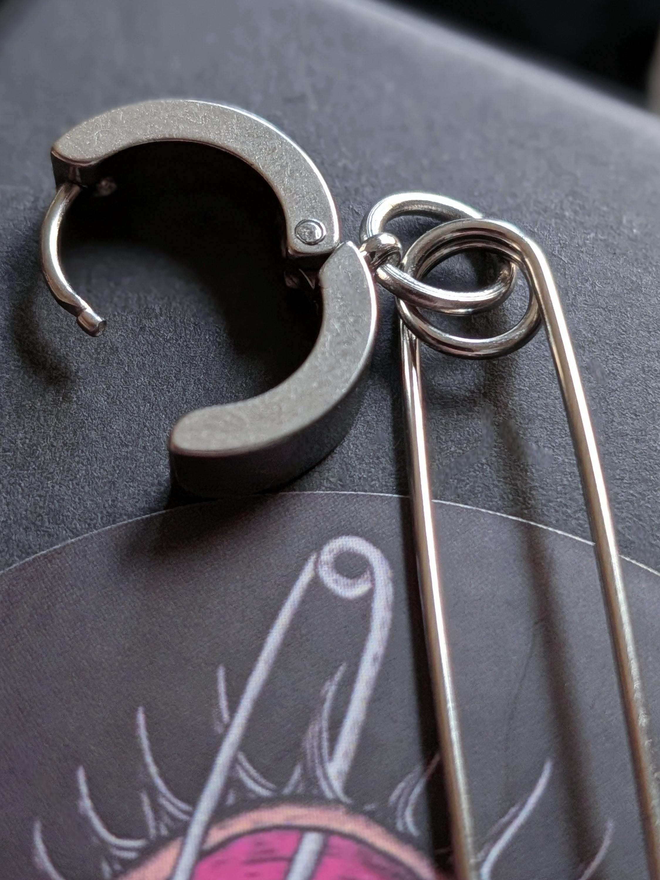 Steel Safety Pin Hoops
