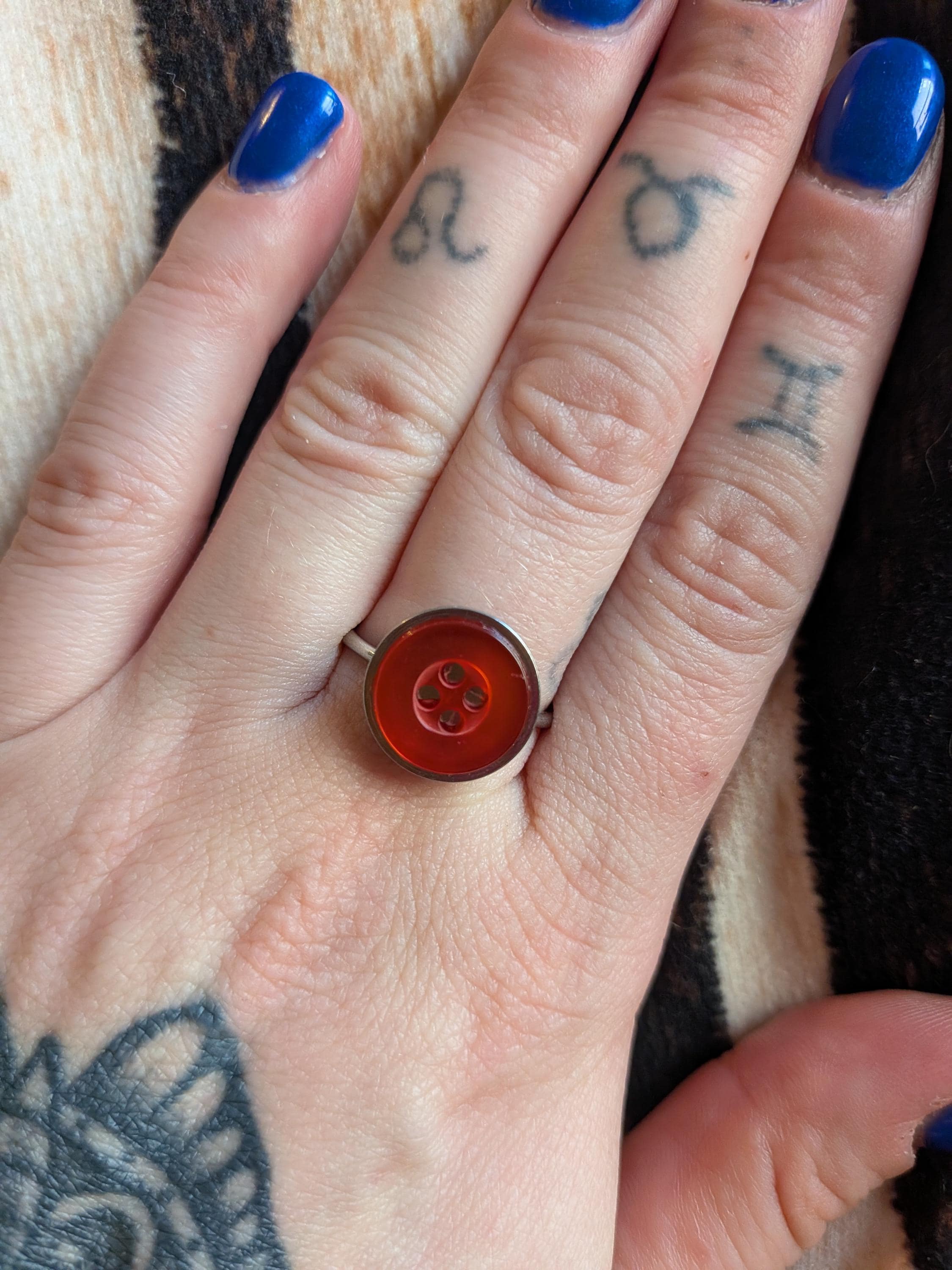 Button Ring